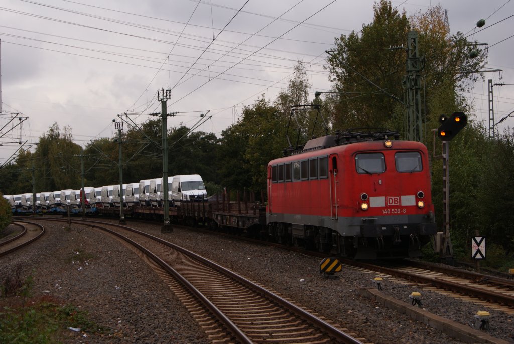 140 539-8 mit dem FZT 54719 nach Kln Kalk in Dsseldorf-Eller am 15.10.2010