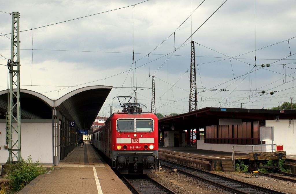 143 881-1 stand mit der Regionalbahn nach Geislingen an der Steige am 29.7 im Ulmer Hbf.