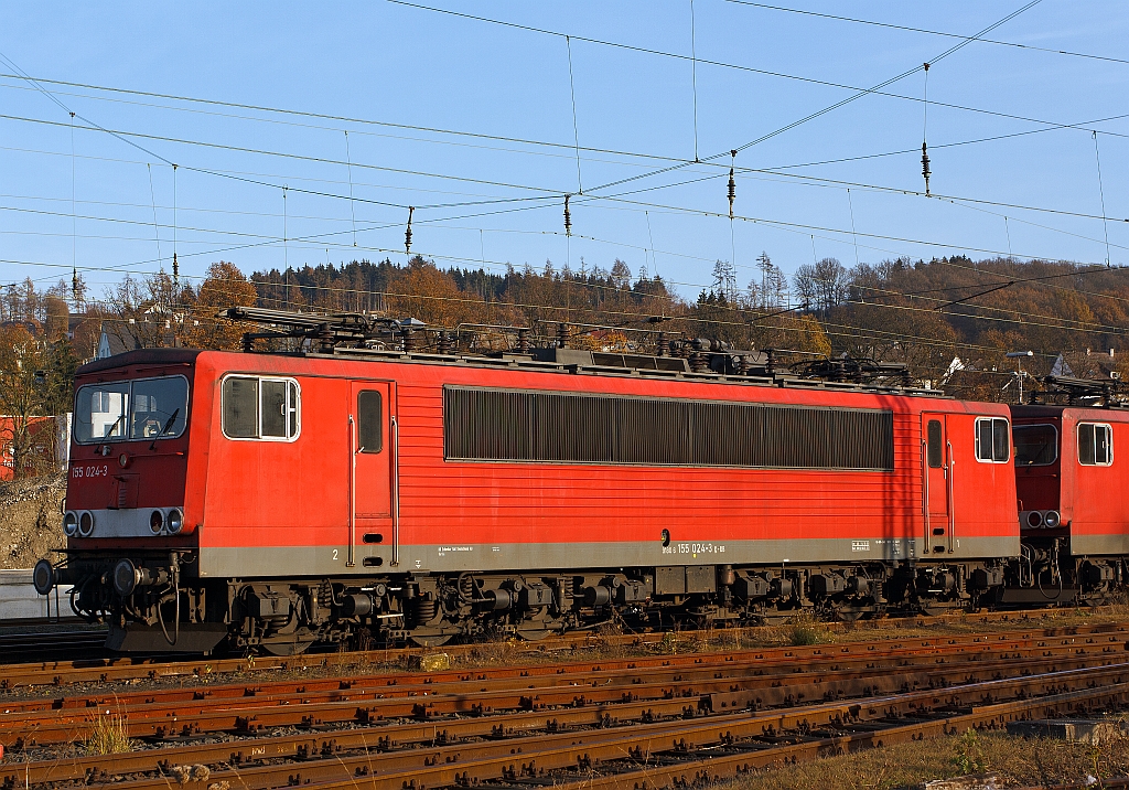 155 024-3 der DB Schenker Rail abgestellt am 19.11.2011 in Kreuztal.