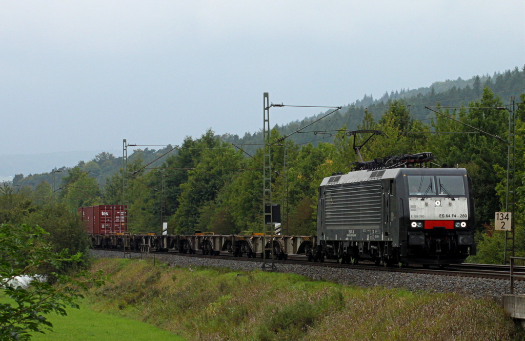 189 280 mit Containerzug am 12.09.12 in Haunetal Rothenkirchen