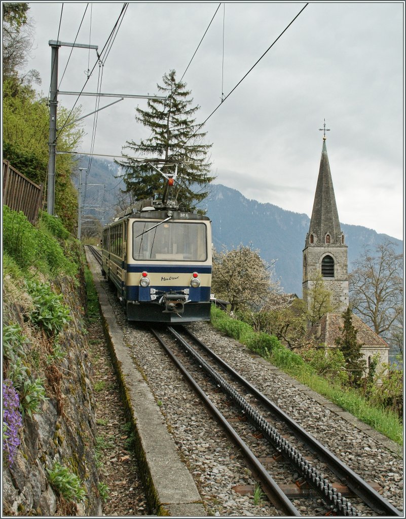 Auf 80 cm von Montreux auf den Rochers de Naye: Bei der  Wappen -Kirche von Montreux (Les Planches).
5. April 2012