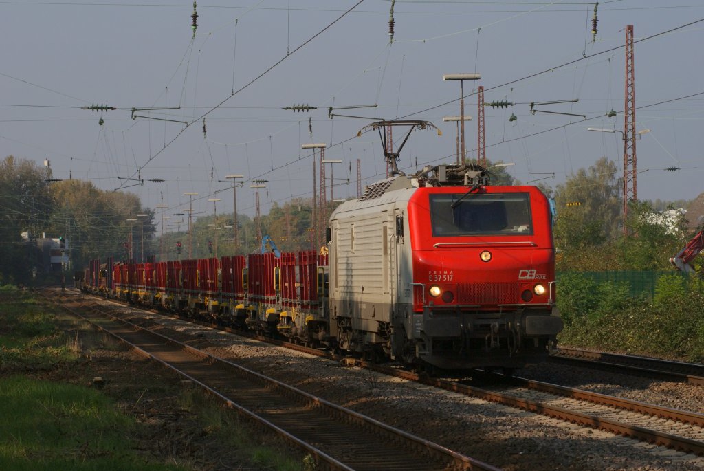 CB Rail 437 517 mit einem Stahlbrammenzug in Hilden am 13.10.2010