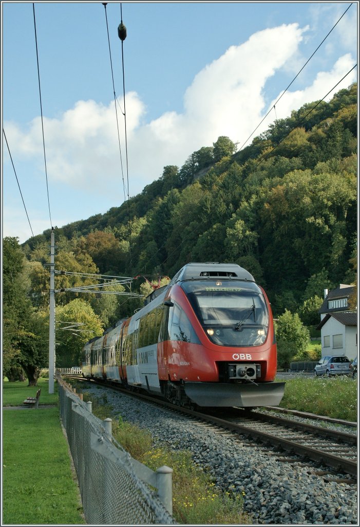Der BB ET 4024 024-4 als S-Bahn Vorarlberg bei Bregenz.
20.09.2011