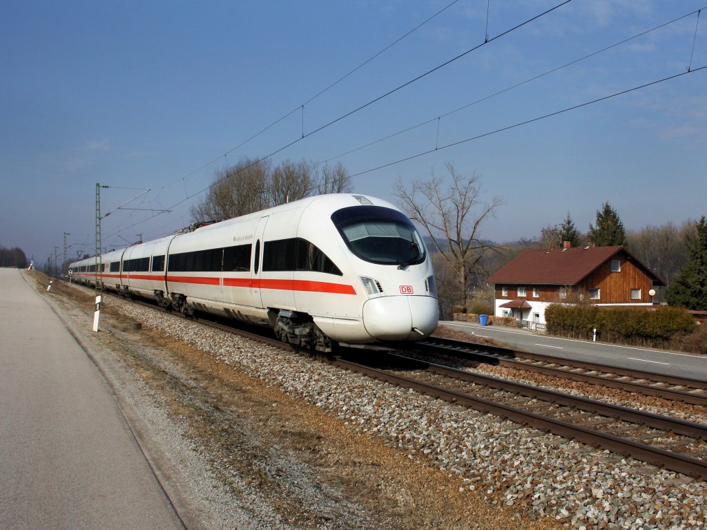 Ein ICE-T nach Wien am 24.02.2011 unterwegs bei Vilshofen. 

