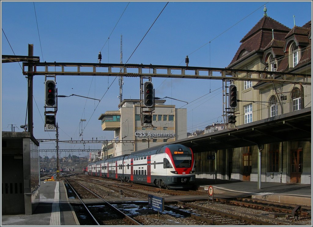 Ein RABe 511 erreicht Lausanne. 
26. Jan. 2013