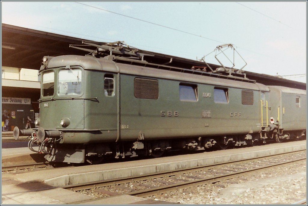 Ein Scan der Re 4/4 I 10042 in Solothurn vom Sept. 1993 