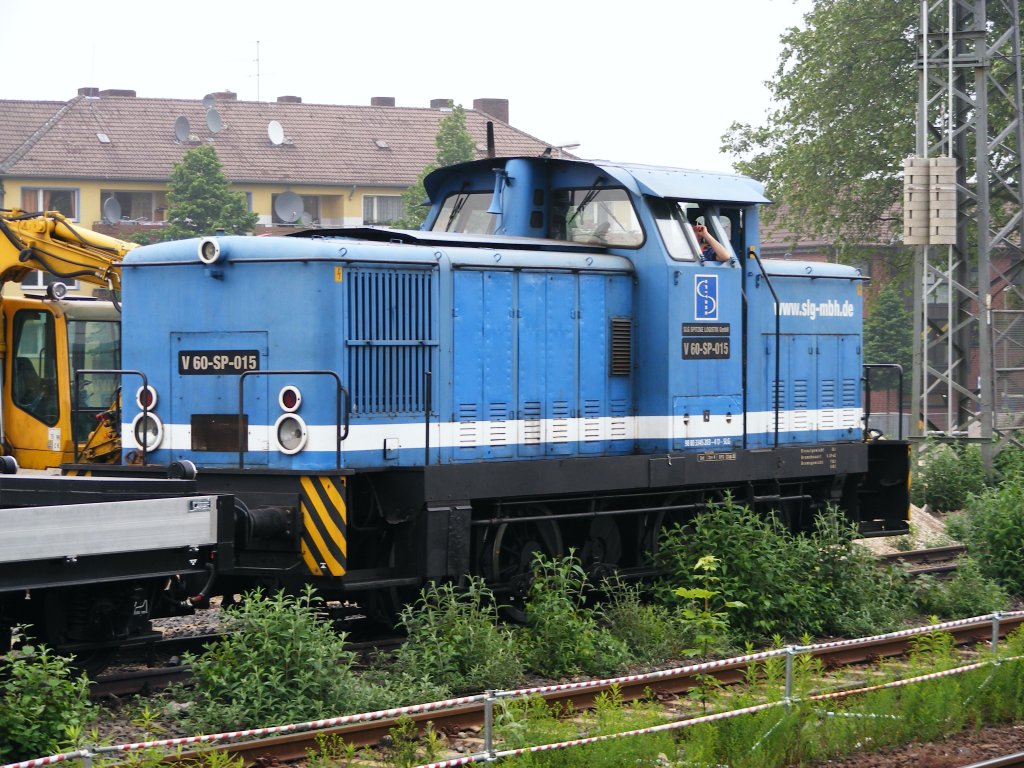 Eine ex DR V60 der SLG Spitzke Logistik GmbH steht am 30.05.2008 im Bahnhof Essen-Altenessen.