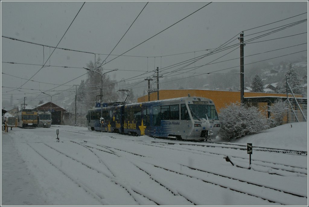 Heute ist fast 18 warm, doch vor einem Monat sah es Blonay noch sehr winterlich aus. 
15. Feb. 2012
