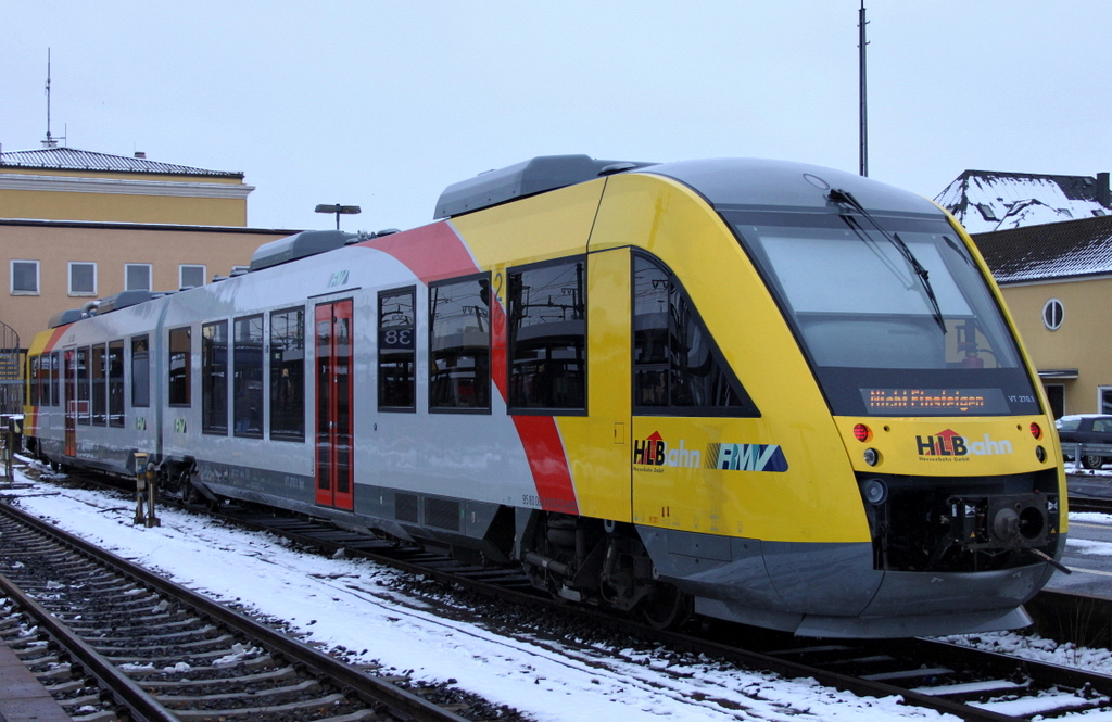 HLB VT 270 abgestellt am 20.12.11 in Fulda