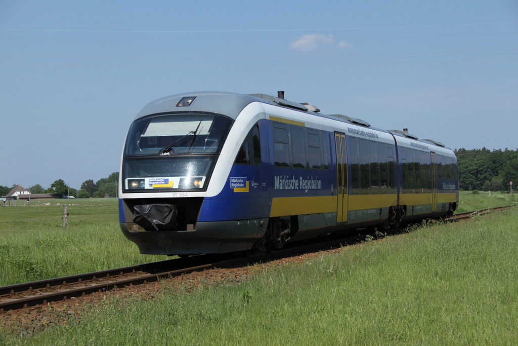 Mrkische Regiobahn VT 564 als OLA 79808 nach Pasewalk am 31.05.11 in Torgelow