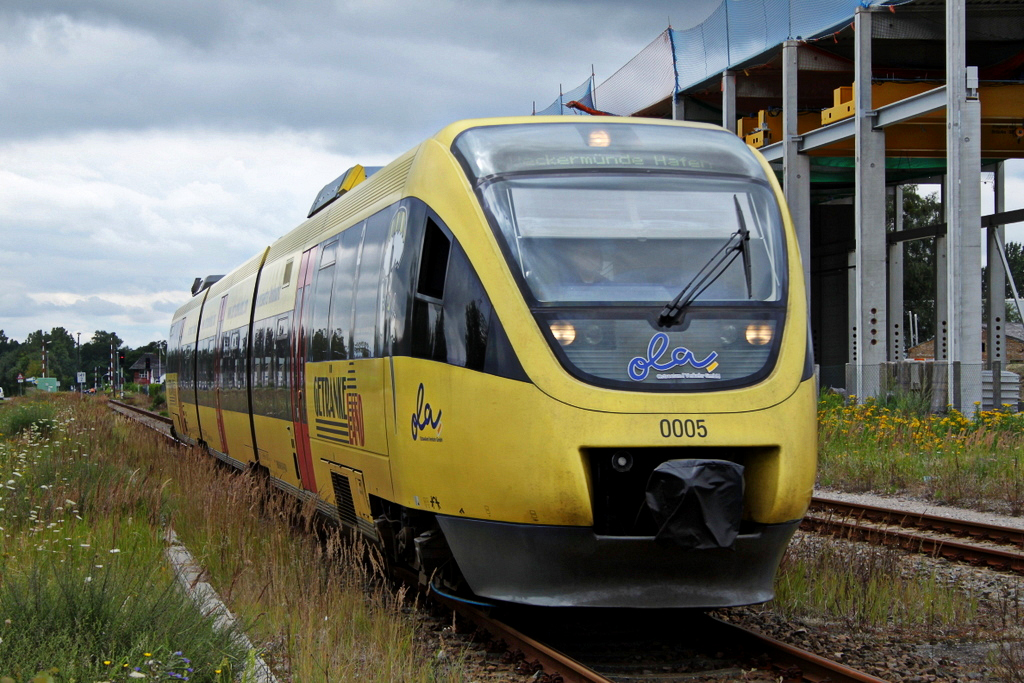 Ostseeland Verkehr VT 0005 als OLA 79803 nach Ueckermnde am 25.07.11 in Torgelow
