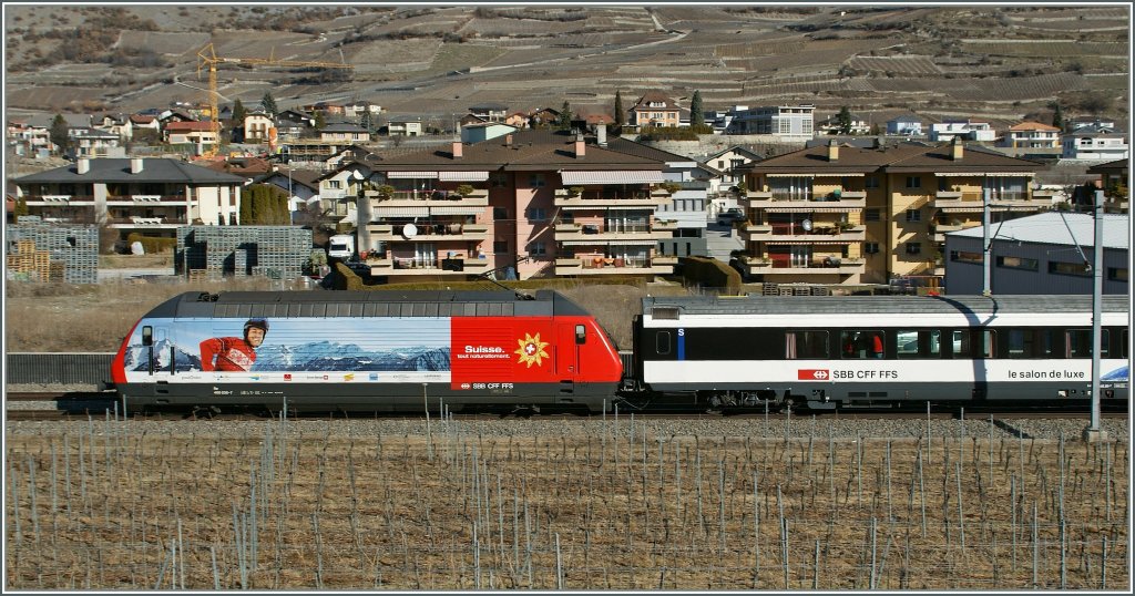 SBB Re 460 036-7 mit dem Snowtrain bei Salgesch am 5. Mrz 2011