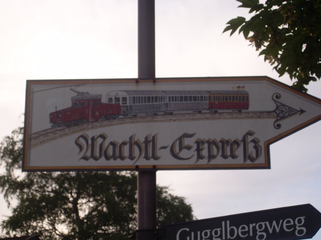 Schild zum Wachtl-Express in Kiefersfelden