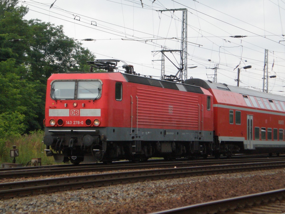 143 278 (mittlerweile z-gestellt) mit RE nach Chemnitz in Elsterwerda Hbf, 03.07.2012.