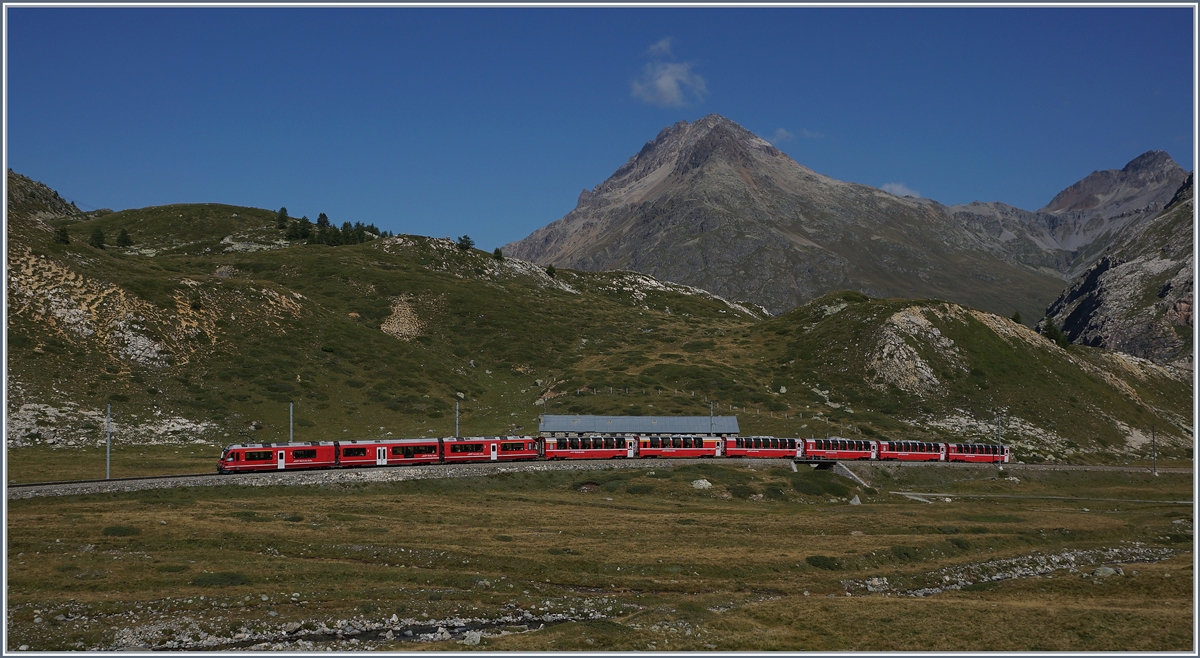 Berninabahnimpressionnen zwischen Bernia Lagalp und Bernina Ospizio - Berninaexpress BEX 951 con Chur nach Tirano. 13. Sept. 2016