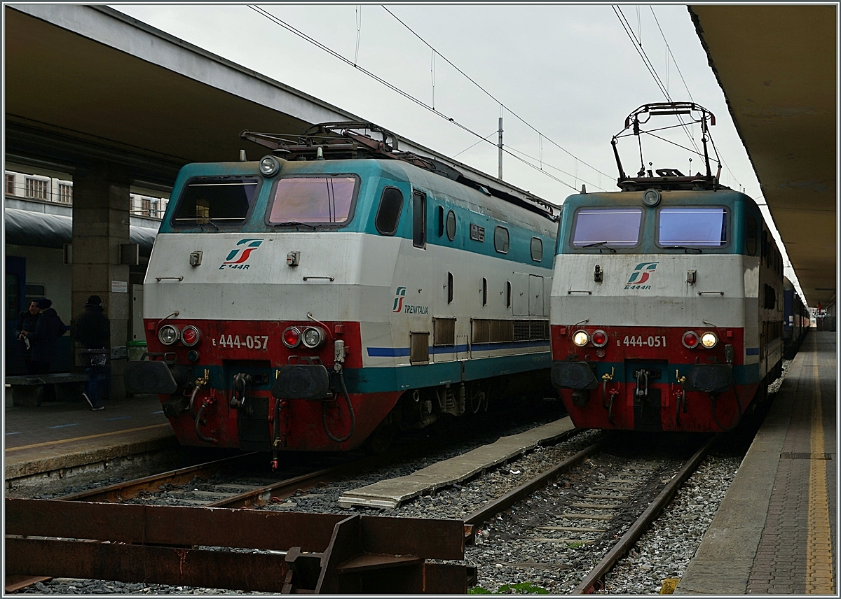 Die beiden FS 444 057 und 015 in Torino Porta Nuova.
10. März 2016