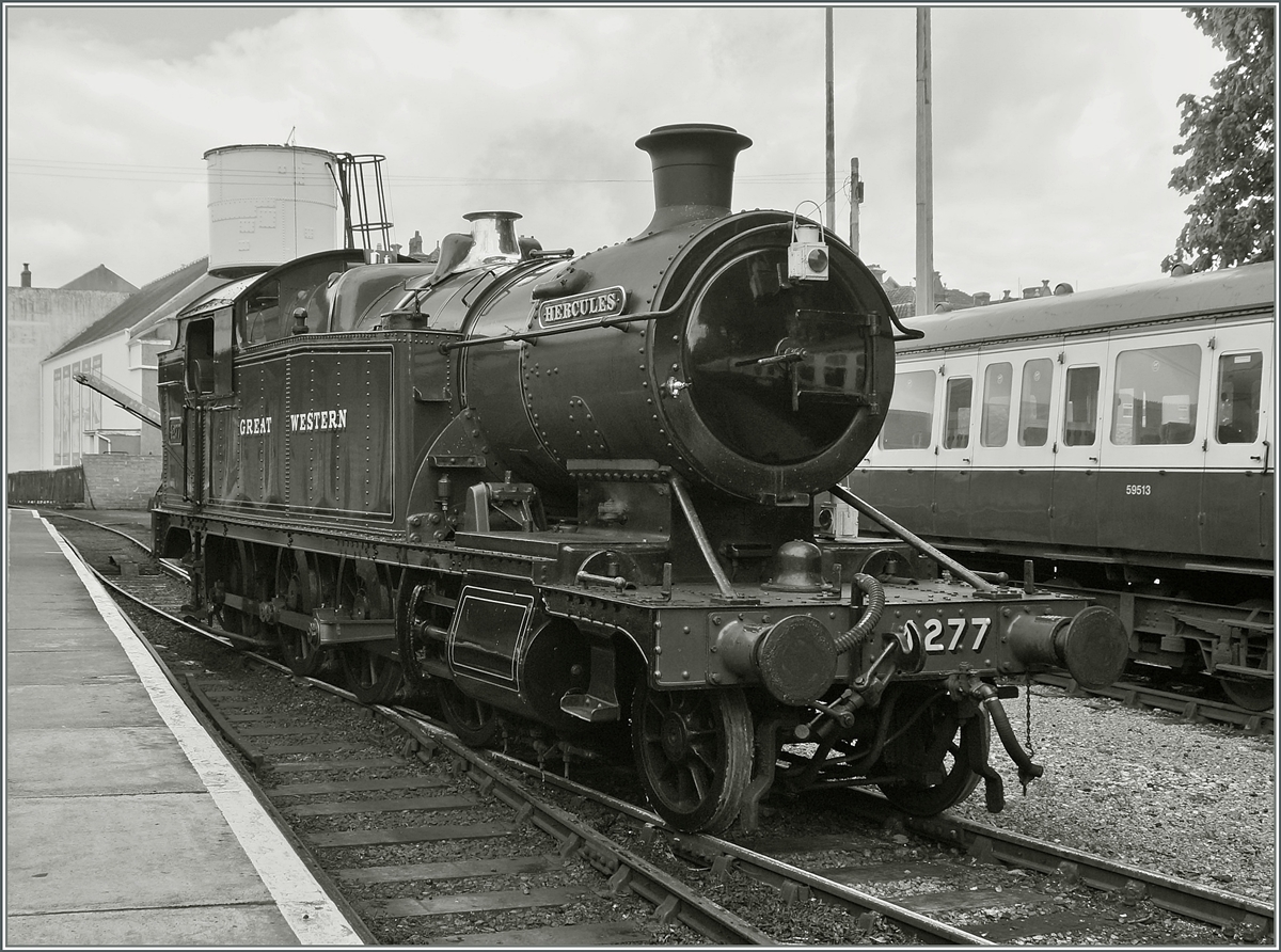 Die Dampflok Herkules 4277 der  Paignton and Dartmouth Steam Railway  in Paignton. 13.Mai 2014
