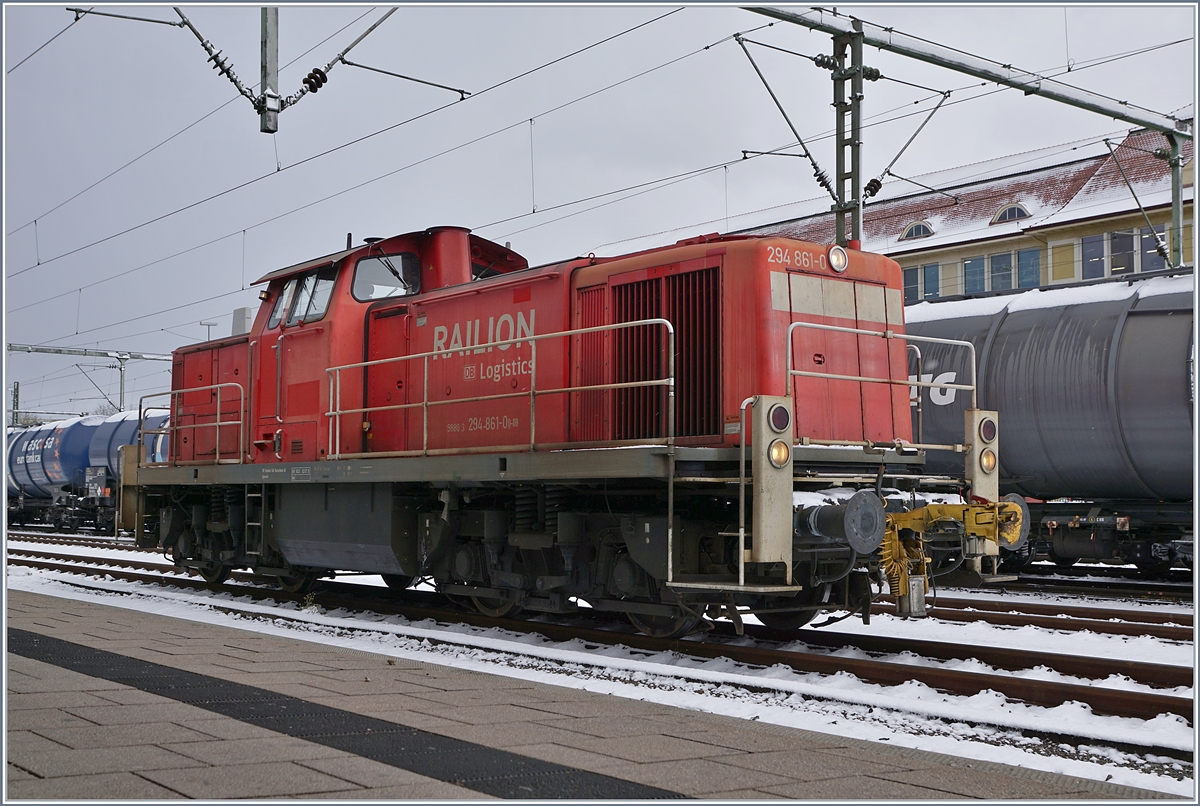 Die DB 294 861-0 in Singen.
9. Dez. 2017