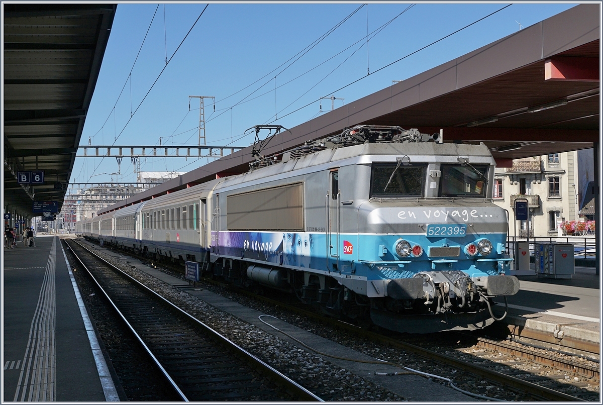 Die SNCF BB 22395 mit einem TER nach Valence in Genève.
19.Juni 2018