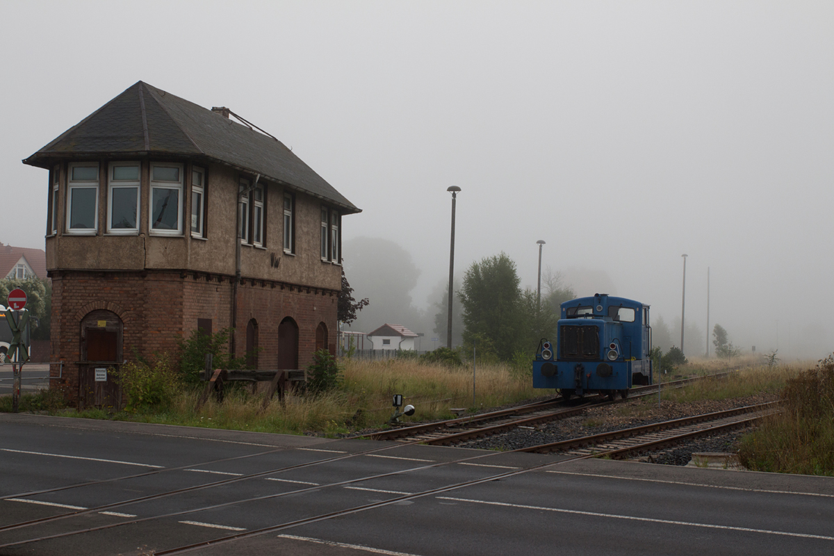 Lok 5 der IG Hirzbergbahn e.V. war am 21.08.15 im stillgelegten Bahnhof Vacha abgestellt.