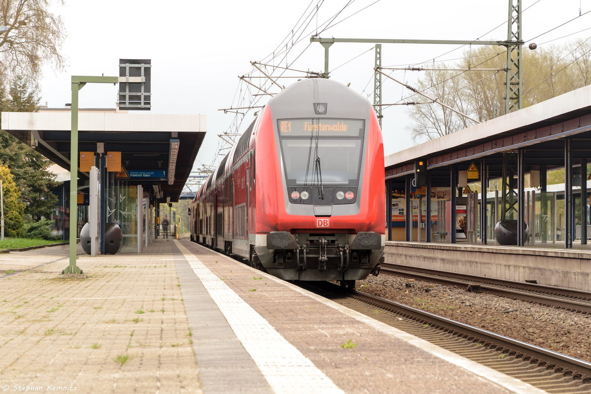 RE1 (RE 18185) von Brandenburg Hbf nach Fürstenwalde(Spree) stand im Brandenburger Hbf. 16.04.2016
