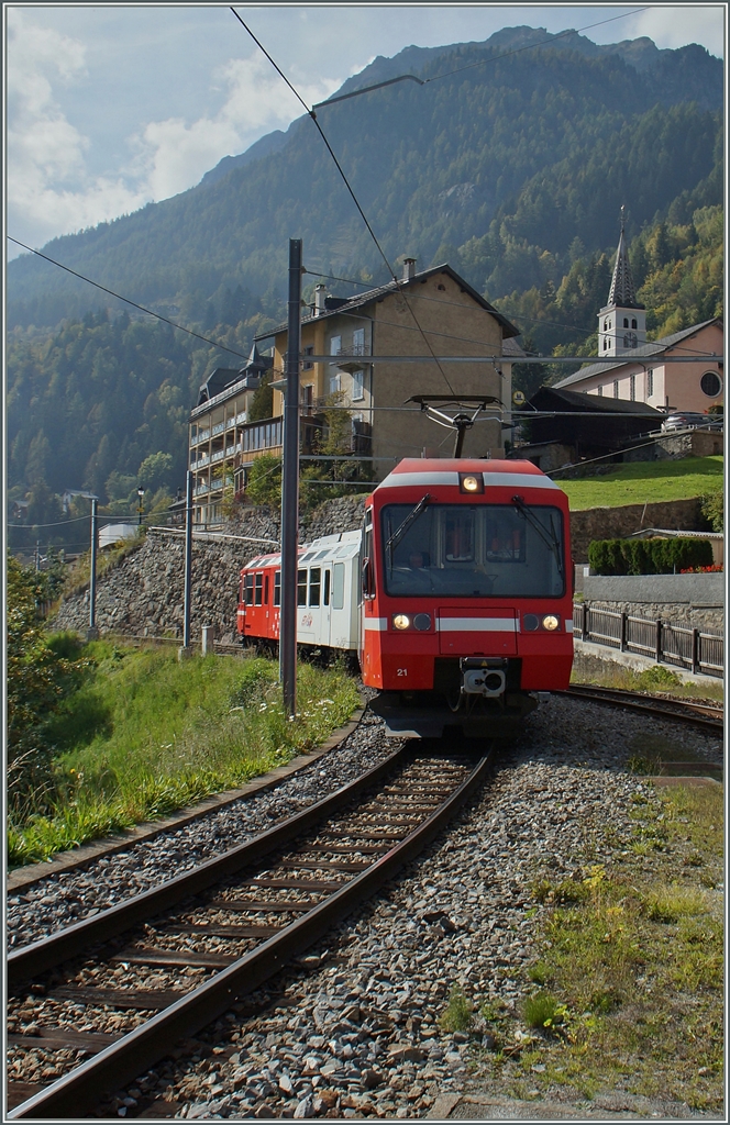 TMR (M-C) BDeh 4/8 21 (SNCF Z800 UIC N° 90 85 838 0821-1 CH-TMRSA) in Finhaut. 03.10.2014
