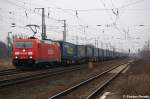 185 236-7 mit dem 'LKW-Walter' Zug in Priort in Richtung Golm unterwegs. 27.01.2012