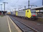BR 189 (ES 64 F4-) ES 64 F4-024 mit G�terzug im Bahnhof Fulda
