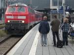 BR 218 Ausfahrende 218 453 nach Kiel am 28.November 2009 in L�beck.