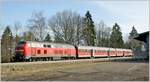 Als auf der Hundsrückbahn noch 218 Züge zogen/schoben - die DB 218 414-1 wartet mit ihrem Zug nach Boppard in Emmelshausen auf die Abfahrt.