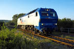 MaK DE 2700-01 der Holzlogistik und Güterbahn (HLG) - einem EVU aus Bebra - fuhr am frühen Abend des 29.