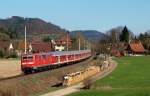 Durch Schleiweiler kam am 7.4.10 die 111 047-7 mit dem Regionalexpress nach Nrnberg Hbf gefahren.