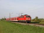 BR 6111/157958/die-111-225-mit-einer-s Die 111 225 mit einer S Bahn nach Bamberg am 24.04.2011 unterwegs bei Bubenreuth. 
