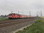 Die 111 159 mit einer RB nach Ingolstadt am 28.04.2011 unterwegs bei Hebertshausen.