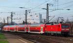 112 166 schob den RE7 nach Krefeld aus dem Bahnhof Kln Messe/Deutz am 20.11