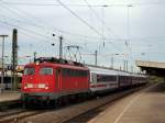 br-6115-db-fernverkehr/100745/115-352-9-fuhr-mit-dem-ersatzzug 115 352-9 fuhr mit dem Ersatzzug 2862 nach Bonn aus dem Bahnhof Hamm Hbf am 23.10. Ps: Die Lok hatte ihren letzten Tag.