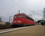 Pünktlich auf die Minute fuhr 115 346-9 mit IC 2238 am 23.03.2014 aus dem Hallenser Hauptbahnhof in Richtung Magdeburg raus.