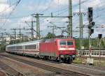 120 109-4 mit IC 2802 nach Berlin Ostbahnhof am 14.08.10 in Fulda