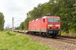br-6143-ex-dr-243/725853/143-963-7-db-regio-fuer-deltarail 143 963-7 DB Regio für DeltaRail GmbH mit einem leeren Containerzug in Nennhausen und fuhr weiter in Richtung Wustermark. 03.09.2020