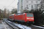 br-6146-traxx-f-p140-160-ac1-2/107266/146-030-mit-re-5-nach 146 030 mit RE 5 nach Koblenz am 27.11.10 in Bonn