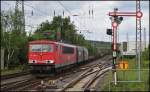 155 266 mit einem Gterzug aus Hagen Vorhalle kurz vor der Endstation der Reise in Kreuztal. (09.06.12)