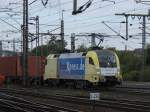 182 508 von Boxxpress mit Containerzug am 31.08.11 in Fulda