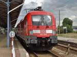 Dannach ging es mit 182 008 nach Cottbus Hbf, 30.07.2013.