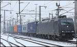 185 570 von boxxpress mit Containerzug am 23.02.13 in Fulda