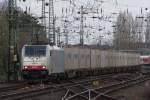 br-6186-traxx-f140ms-ms2/61288/186-102-lokomotion-mit-dem-dgs 186 102 (Lokomotion) mit dem DGS 95364 (Vlissingen/NL. - Cervignano/I.) in Mnchengladbach Hbf am 27.03.2010 um 12:57 Uhr