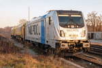 br-6187-traxx-f140ac3/530682/187-310-8-railpool-gmbh-fuer-wahrscheinlich 187 310-8 Railpool GmbH für wahrscheinlich evb logistik, stand mit einem Schienenschleifzug in Rathenow abgestellt. 04.12.2016