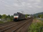 br-6189-es-64-f4-/169498/die-es-64-f4-281-am-30072011 Die ES 64 F4-281 am 30.07.2011 mit einem KLV-Zug unterwegs bei Thngersheim. 
