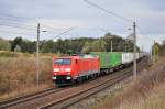 Am 02.11.2012 ist die 189 002 mit ihren KLV -Zug in Sildemow unterwegs.Sie bespannt den KT 42149 nach Verona.