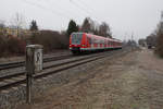 423 848-1 war am 04.12.16 als S2 von Erding nach Altomünster in Poing unterwegs.
