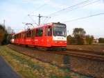 Eine Doppeltraktion aus Stadtbahnwagen B der Dortmunder Stadtwerke ist am spten Nachmittag des 14.